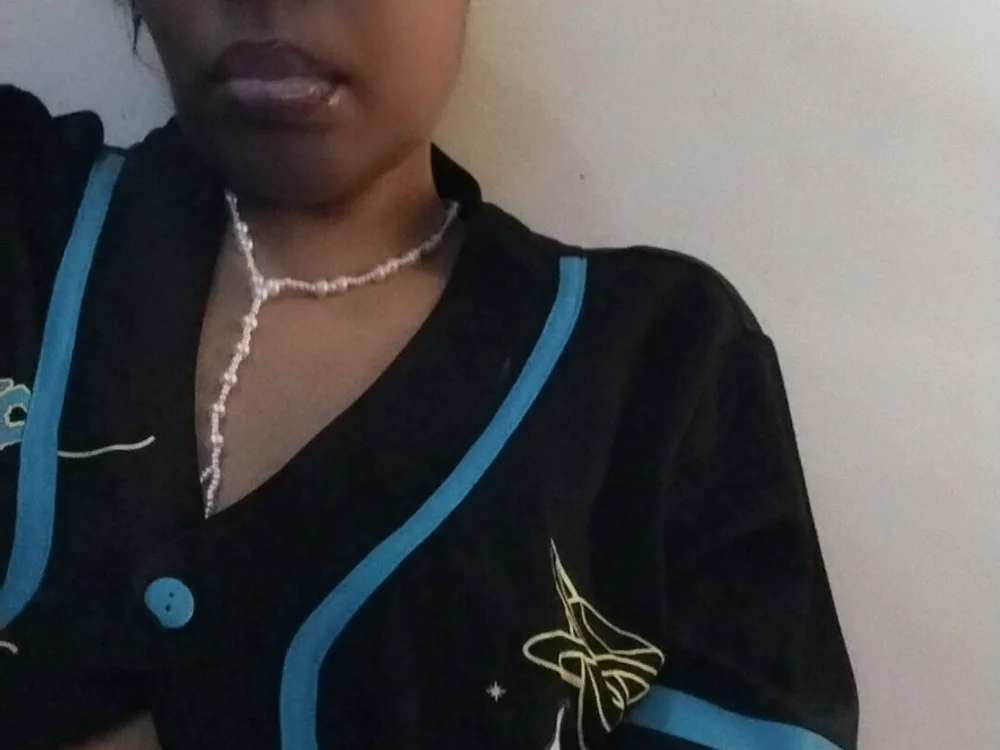 liteskinwifey_56 Obrolan XXX Offline