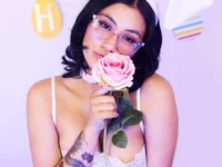 PEACHY_TAY's webcam live show