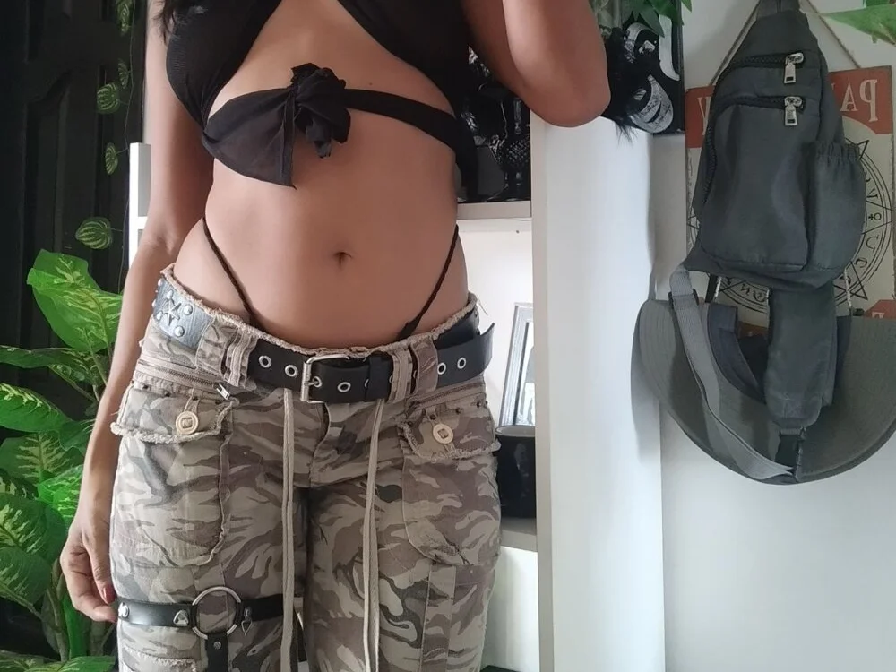 CassiesKisses' Offline XXX Chat