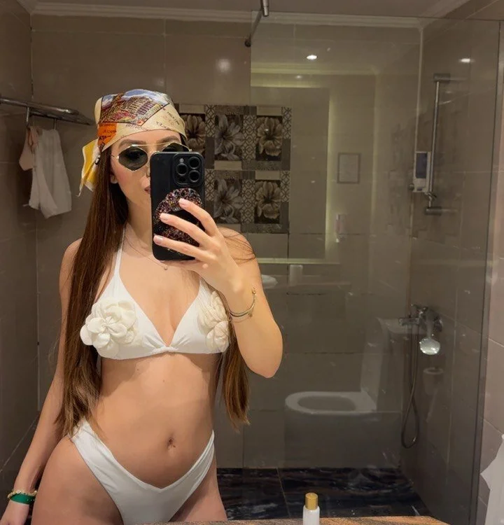 AuroraDuval's Offline XXX Chat