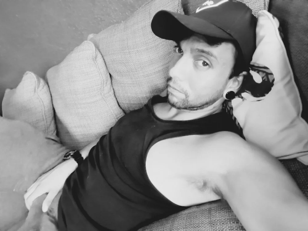 TheMenaceInVenice's Offline XXX Chat