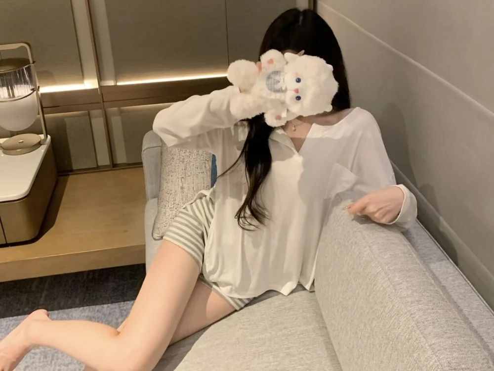 Yinxi-er's Offline XXX Chat