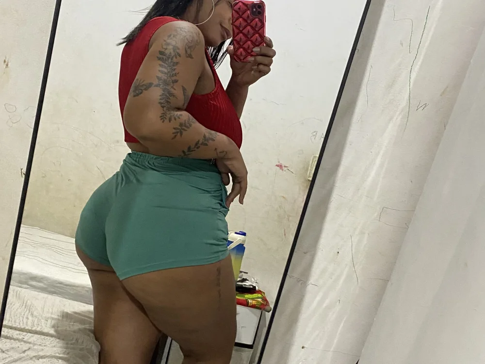 juliabos123's Offline XXX Chat
