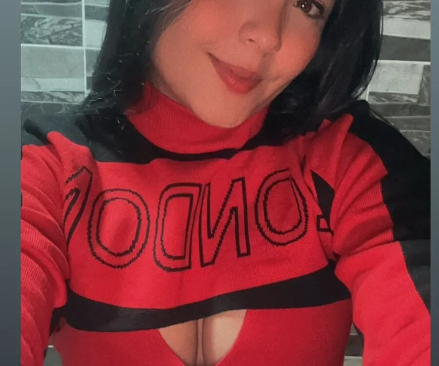 MariaRodriguez27's Offline Chat Room