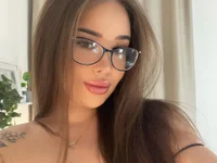 hannah_x_x_'s Offline XXX Chat