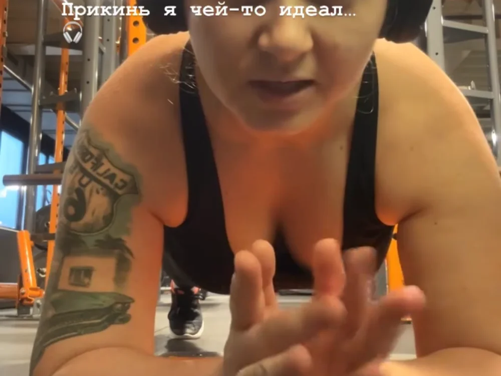 richwomen943 Offline XXX-Chat