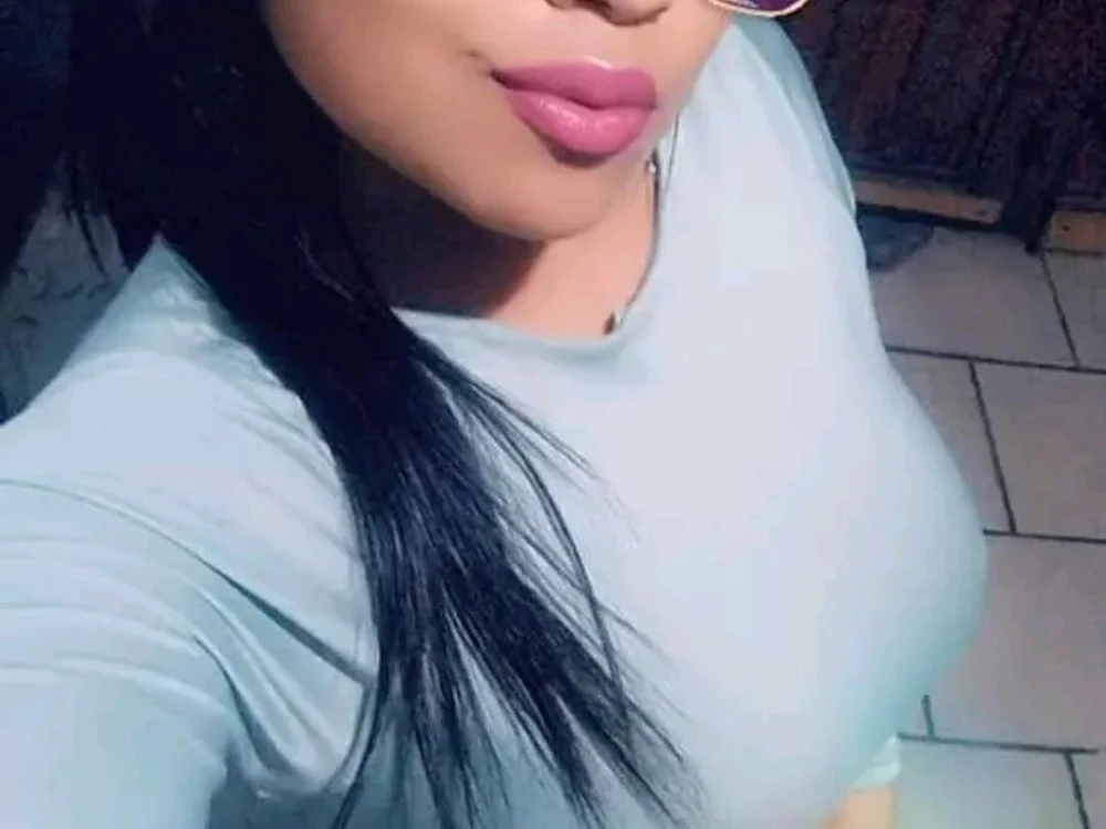 Bella_cross_v Chat XXX offline