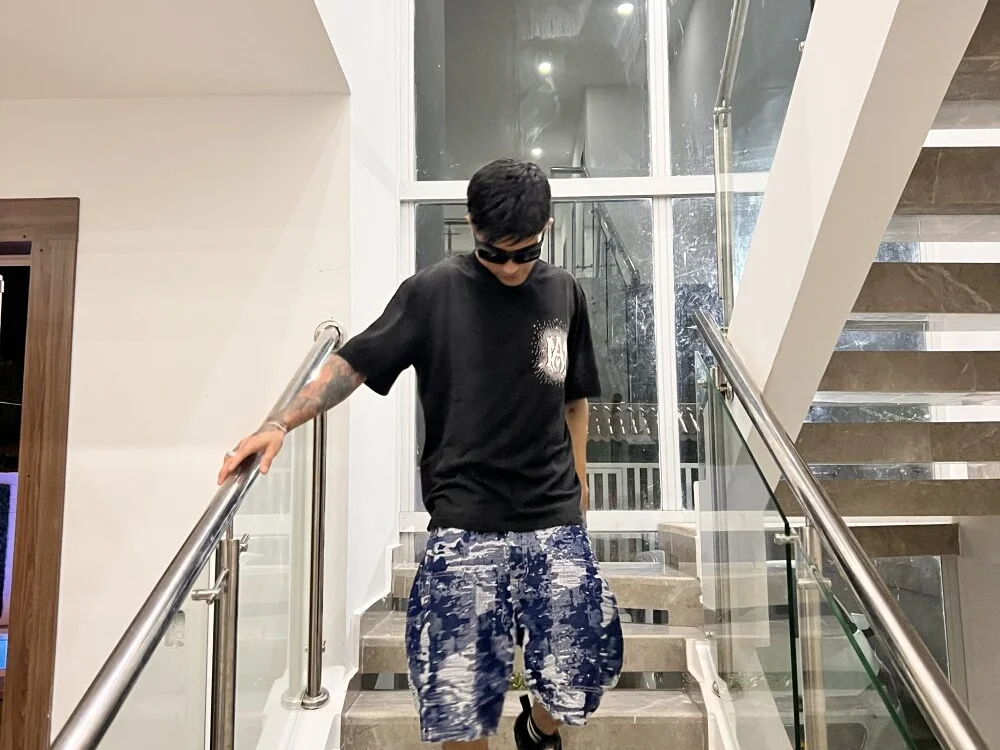 ToreT010 Offline XXX-chat