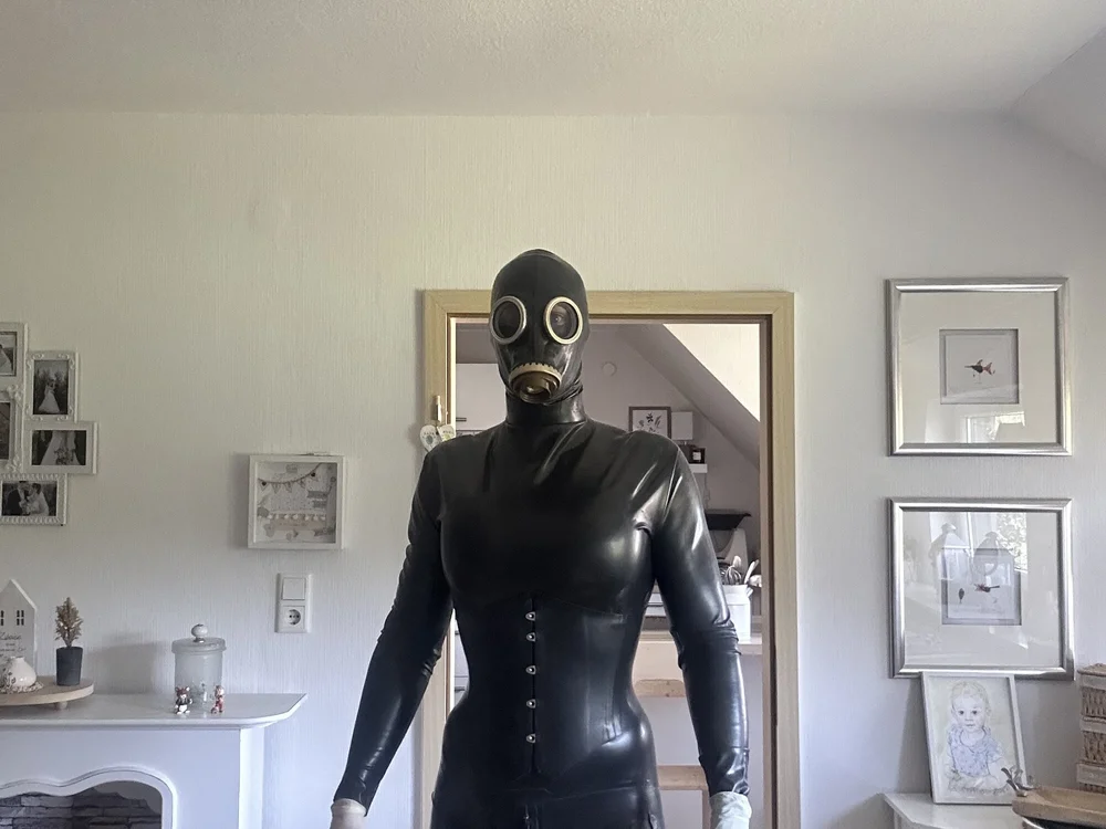 Latexlord34 offline chatrum
