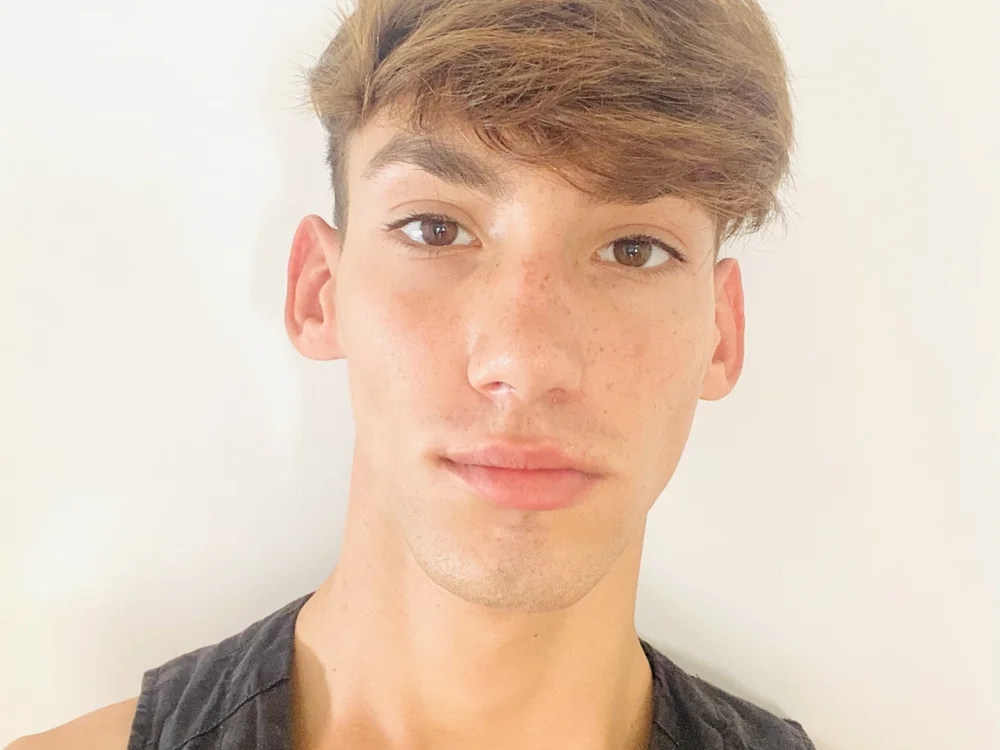 jacobmoon's Offline XXX Chat