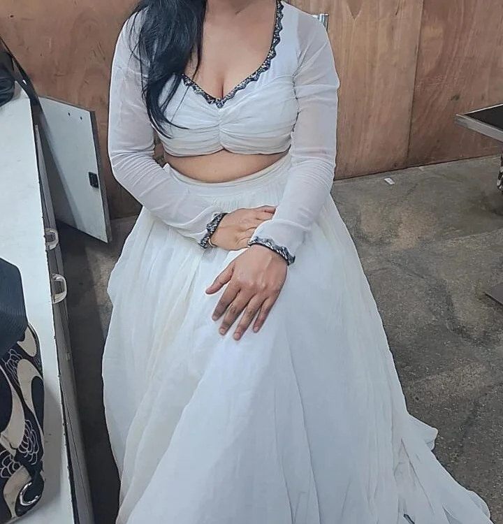 Hotty_Kanak offline chatrum