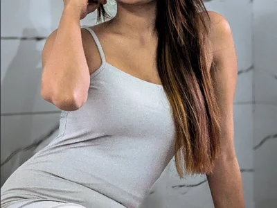 MISS-REENA_ - Girl 