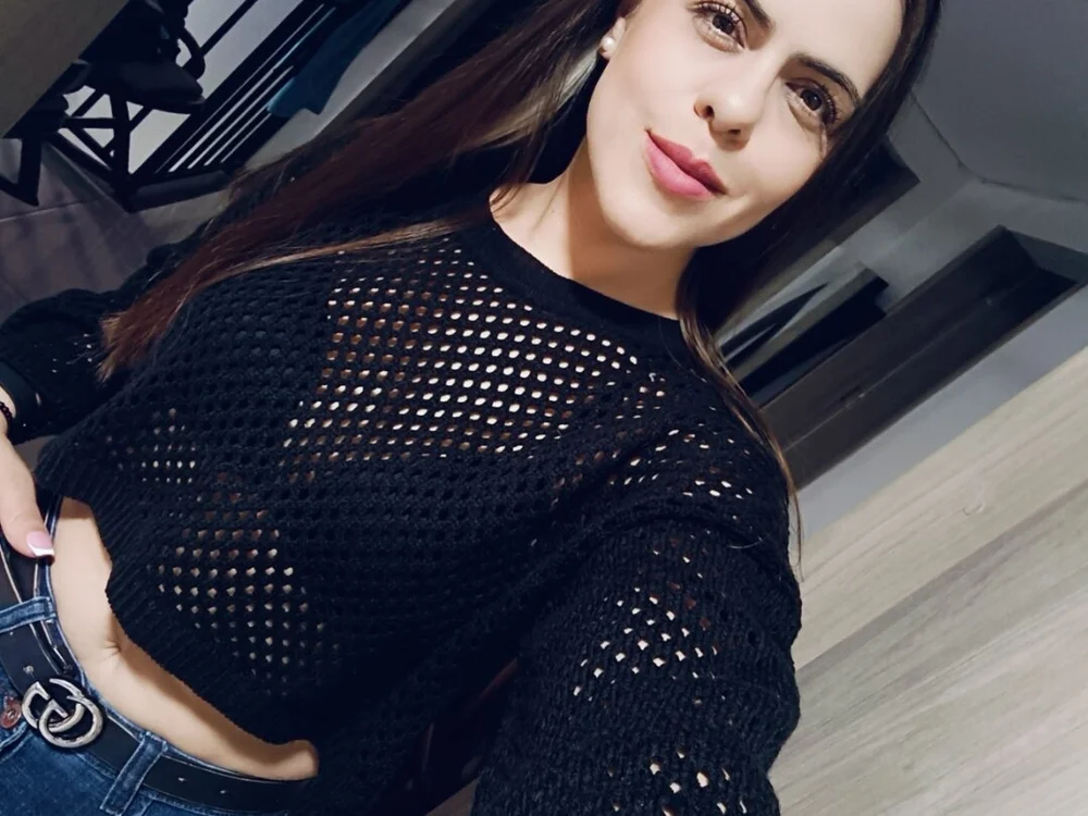 Offline chatovací místnost Aisha_Goodes