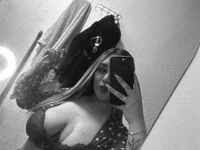 veronicaparkersex's webcam live show