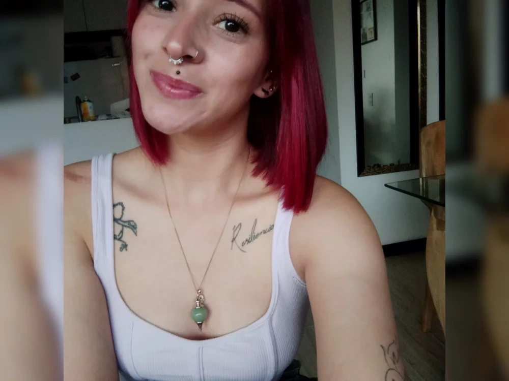 Lilly_jones122 offline chatrum