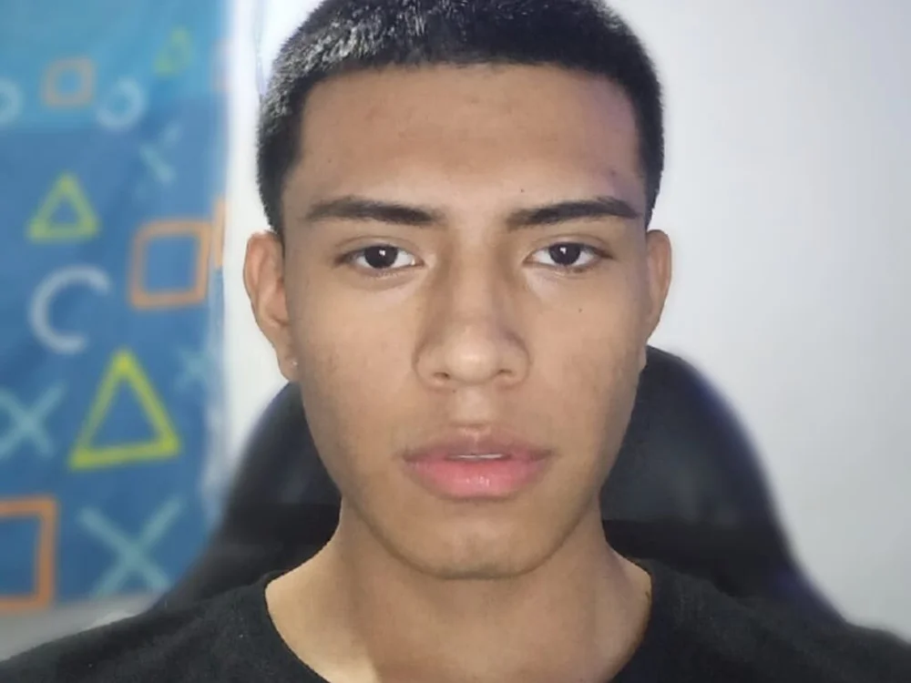 Soyesteban18 offline chatrum