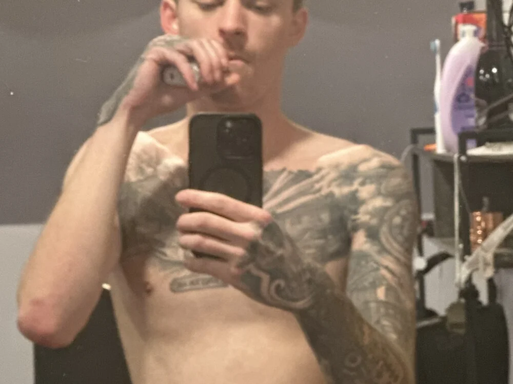 Offline XXX chat modela tattedskinnywhite