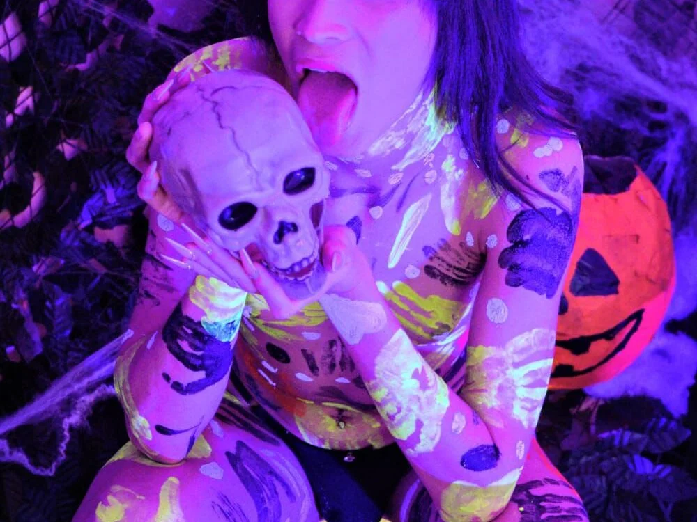 Offline XXX chat modela Alicee_Grey