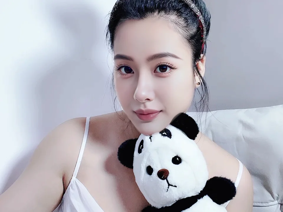 Mumu699 Offline XXX Chat