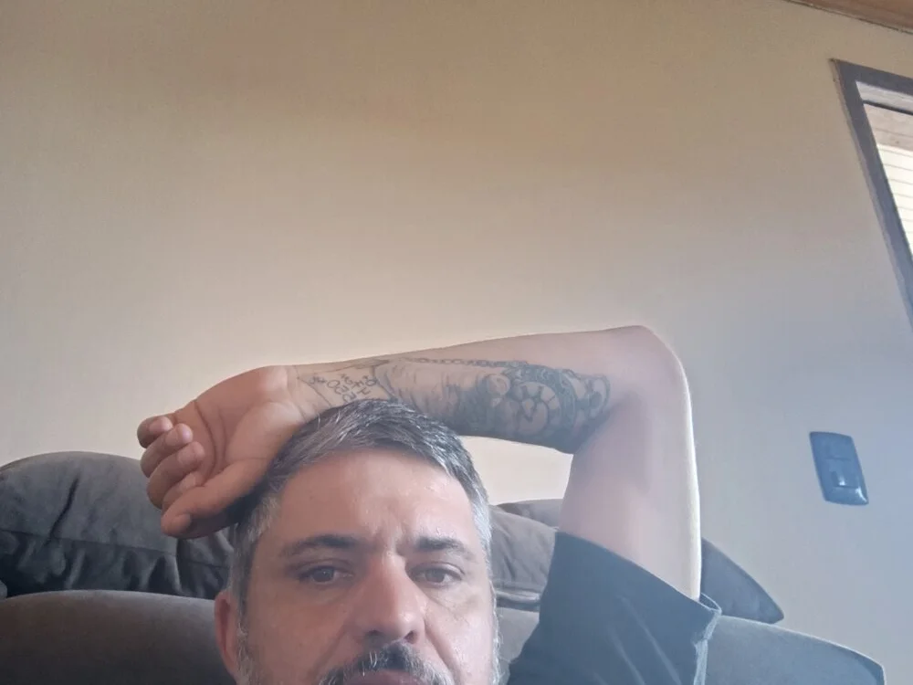 Williamcsouza40's Offline XXX Chat