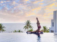 pelue's webcam live show