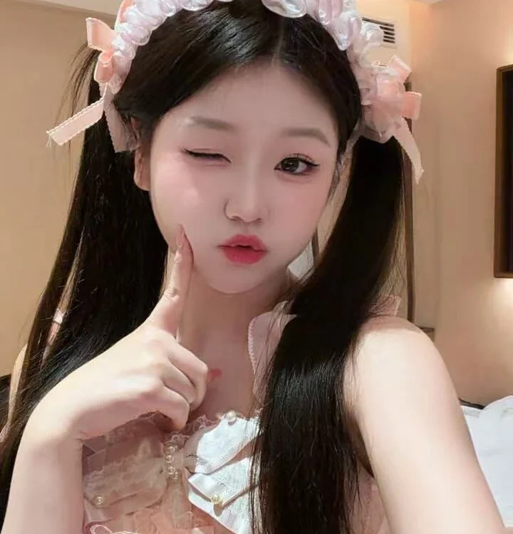 Nightclub-2029 Chat XXX Ngoại tuyến