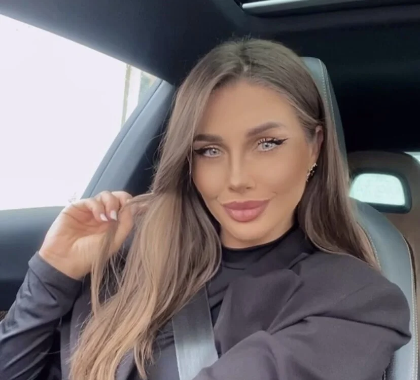 LinaReese's Live XXX Chat