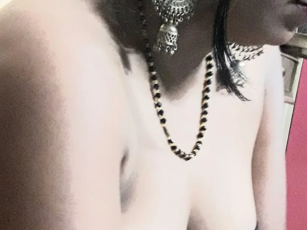 Meera_xxx's Offline XXX Chat