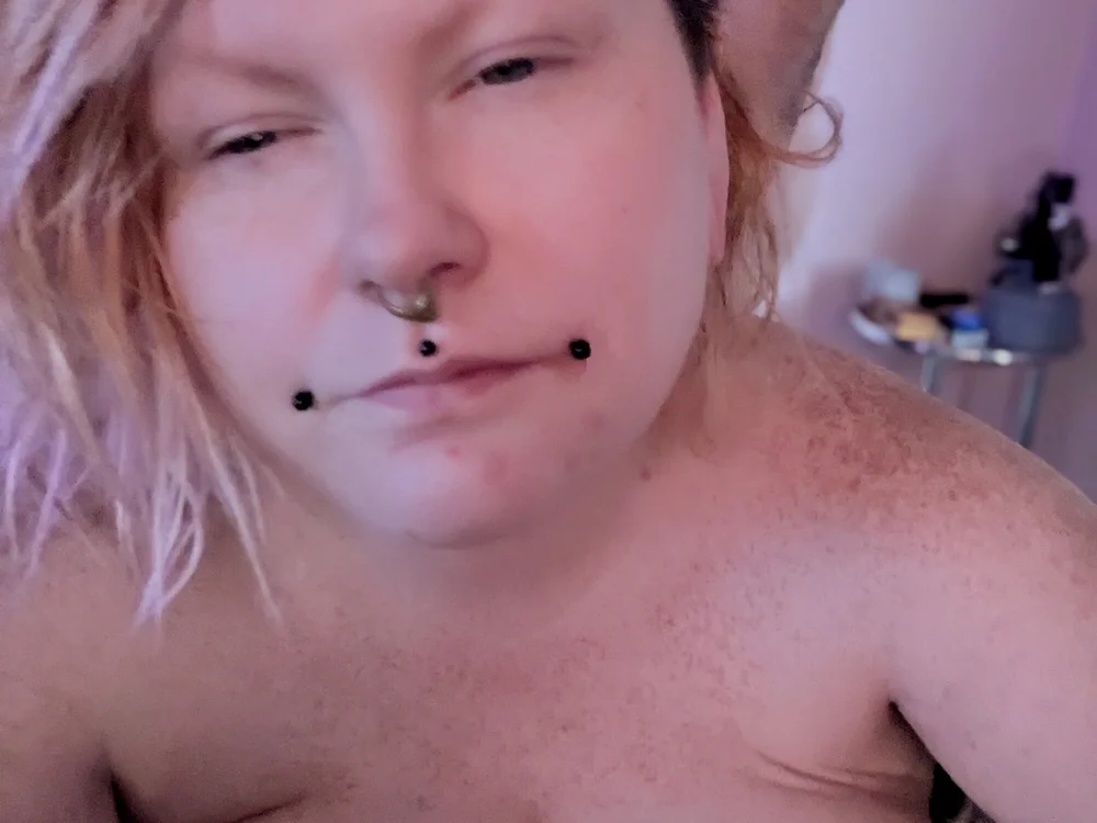 Bisexual-AnalSlave's Offline XXX Chat