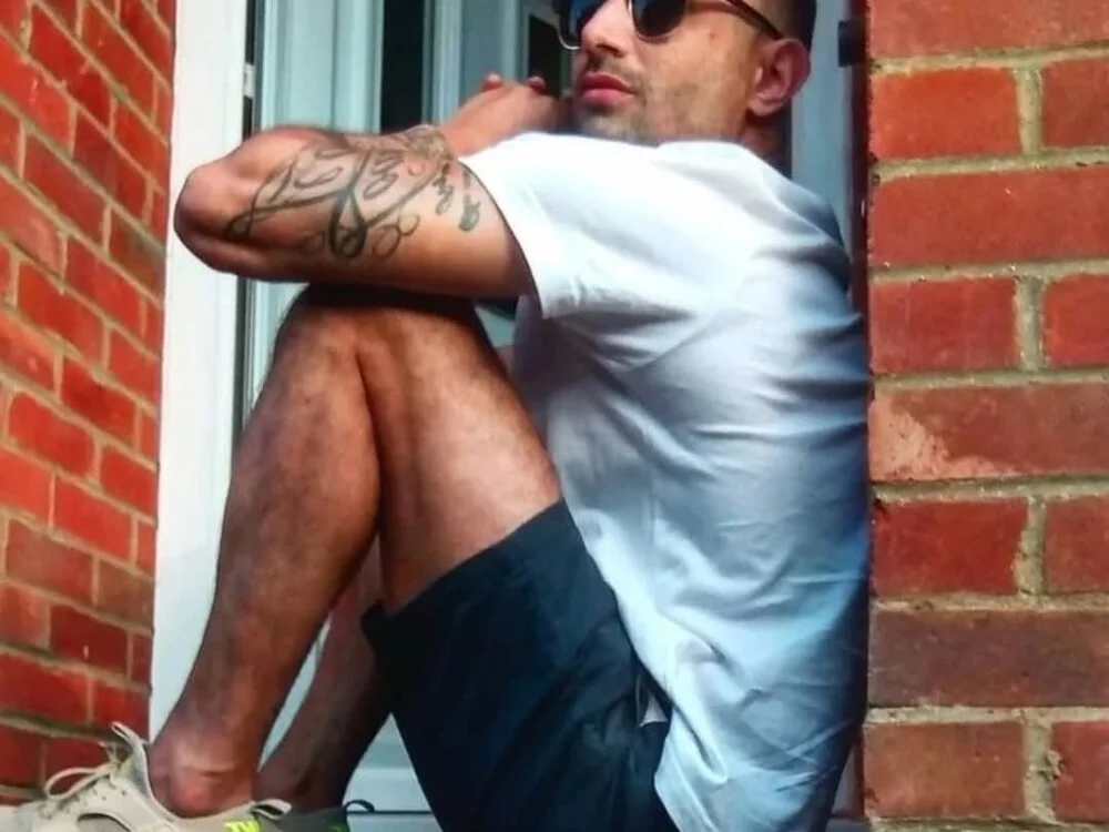 narcomarco1's Offline XXX Chat