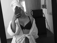 Alexa_monica élő XXX-chatje