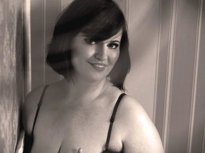 Sembang XXX Luar Talian BustyLadyAlma