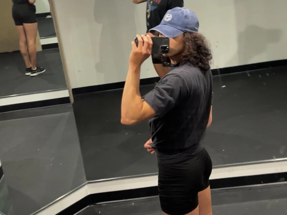 Offline XXX chat modela EnviousEnby