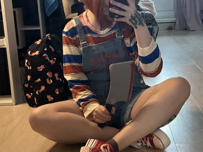 Annie__Bloom Female Tittyfuck Webcam Nude