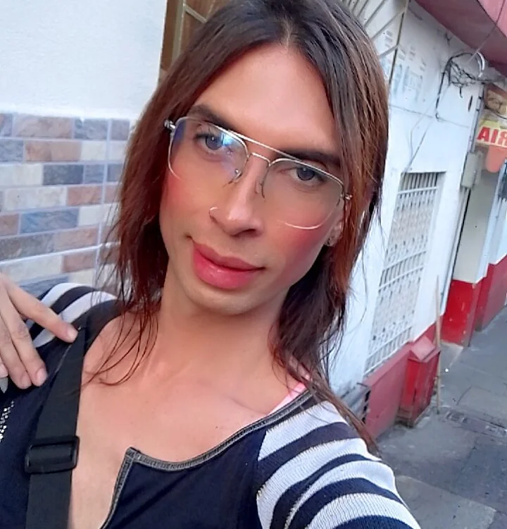 Natie_horny's Offline XXX Chat