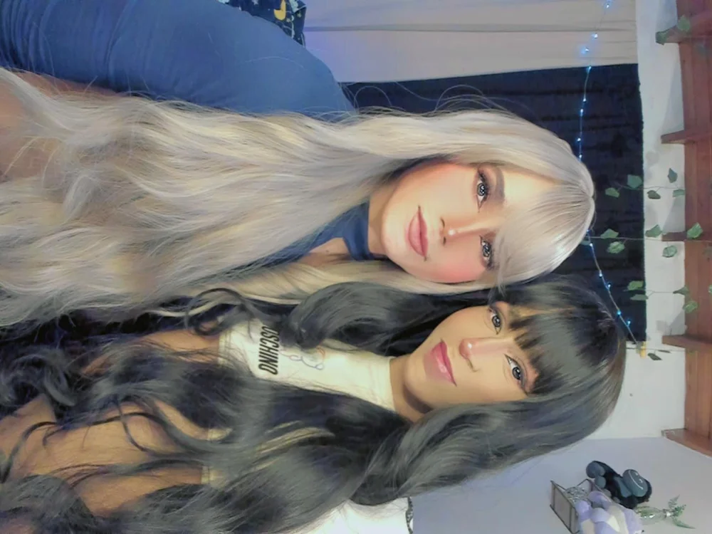 sofiaandkarol's Offline Chat Room