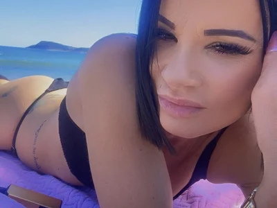 AmberFox69Milf