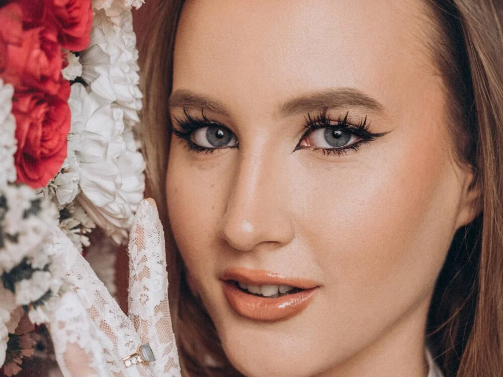 YvoneSporman Chat XXX offline