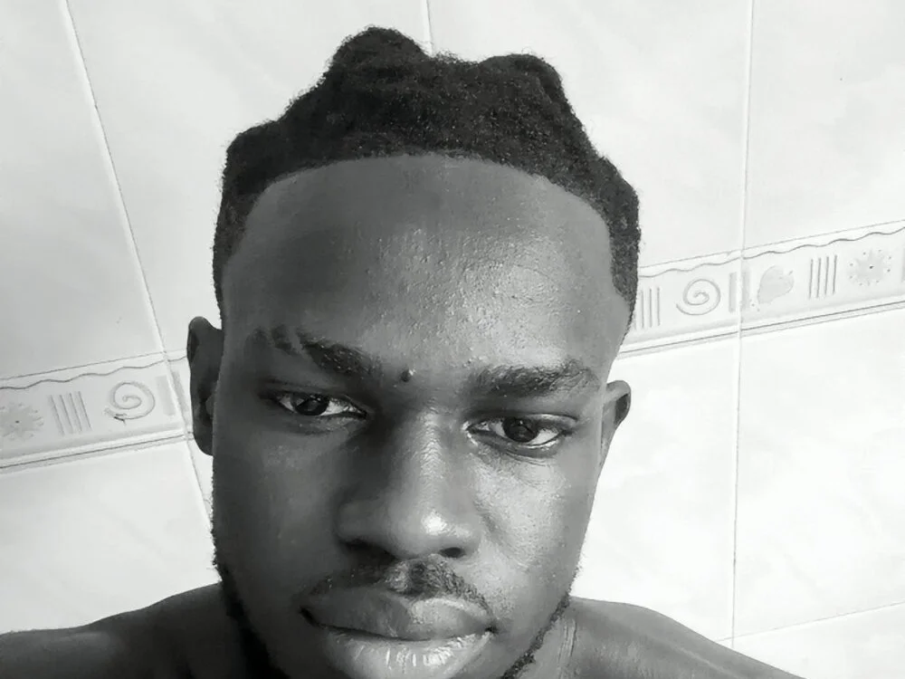 D10u: офлайн-секс-чат