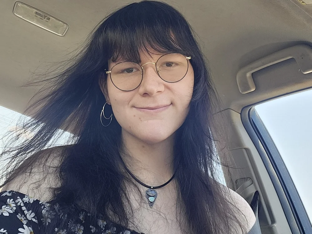 lunashae's Offline Chat Room