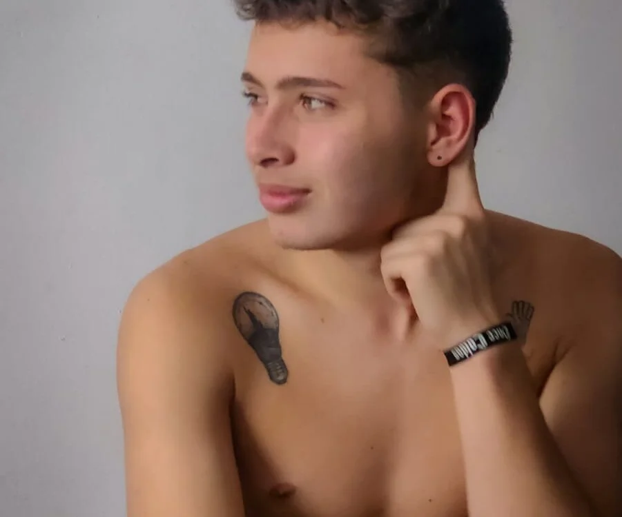 Chat +18 off-line de Julian-wolf