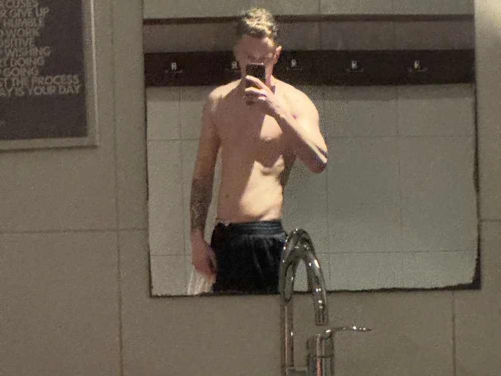 nickyourslave offline chatrum