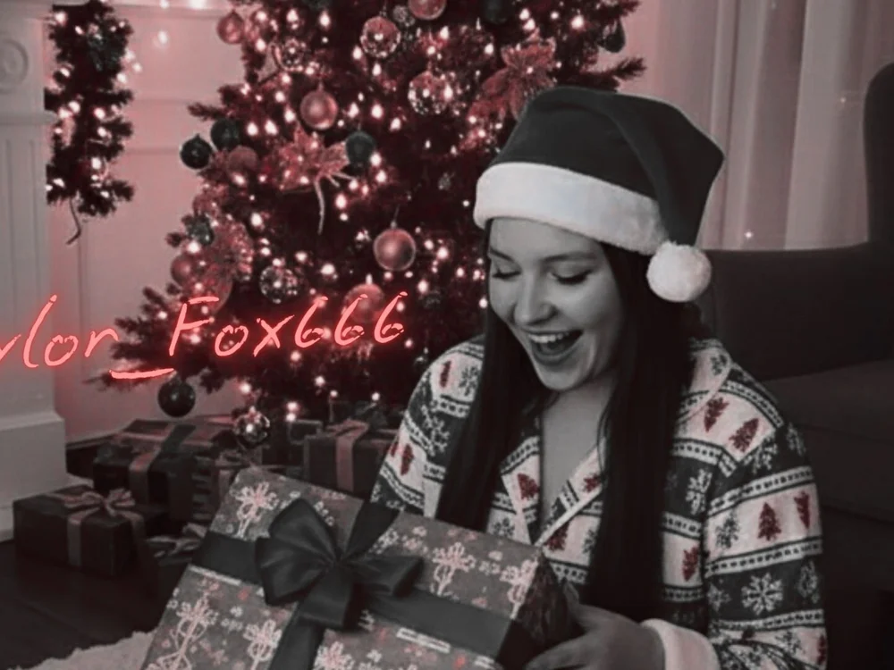 taylor_fox666's Offline XXX Chat