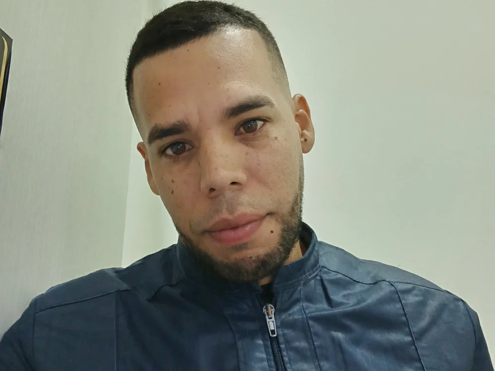 MrCobalto's Offline Chat Room