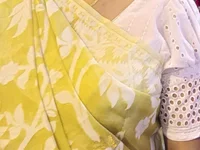 Hott_Janvi