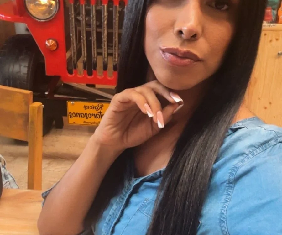 Sweets_Hanna Offline XXX Chat