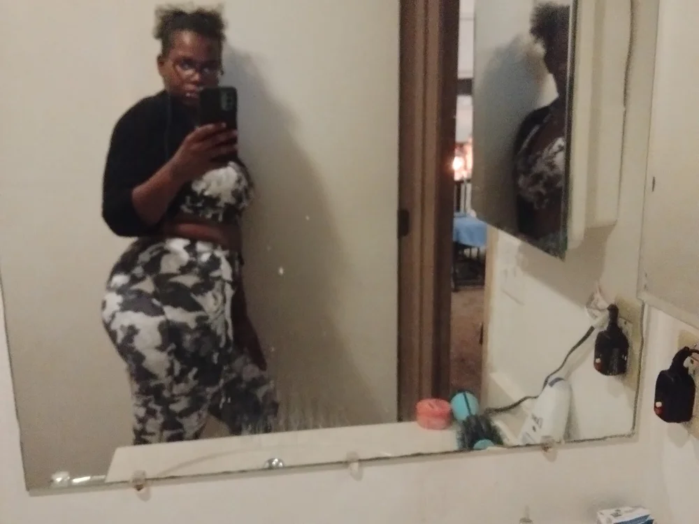 Thick_Choclate's Offline Chat Room