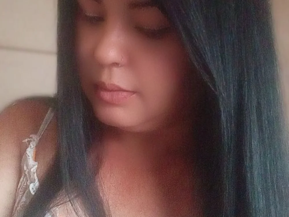 vanessalove_ass Adlı Modelin Çevrimdışı XXX Sohbeti