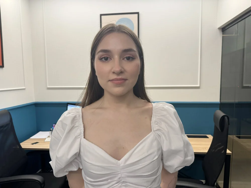 LornaEdmands' Offline Chat Room