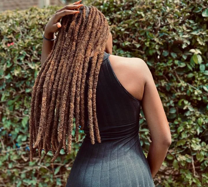 Bella045 offline XXX-chat